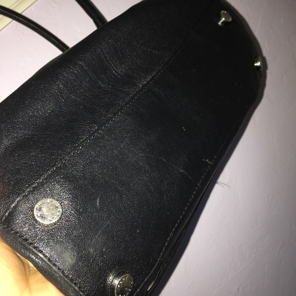 Michael kors black purse - Picture 6 of 9